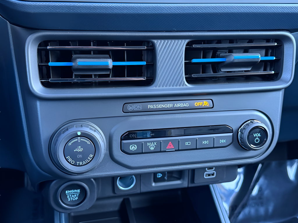 2026 Ford Maverick Lobo High