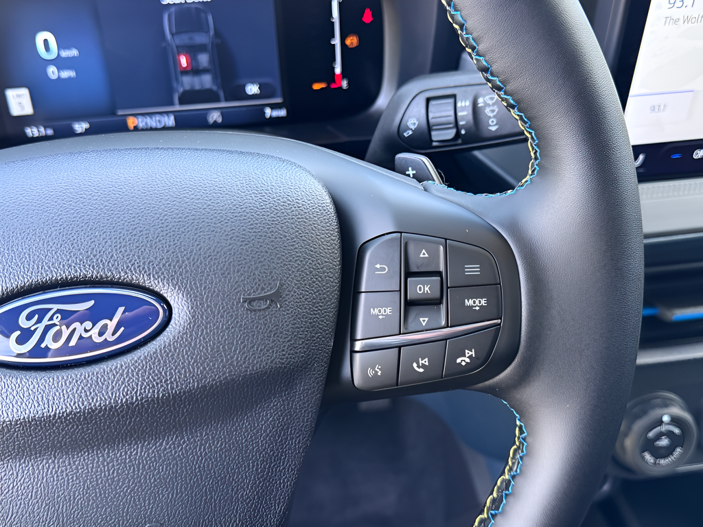 2026 Ford Maverick Lobo High