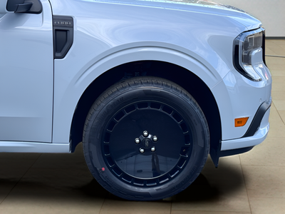 2026 Ford Maverick Lobo High