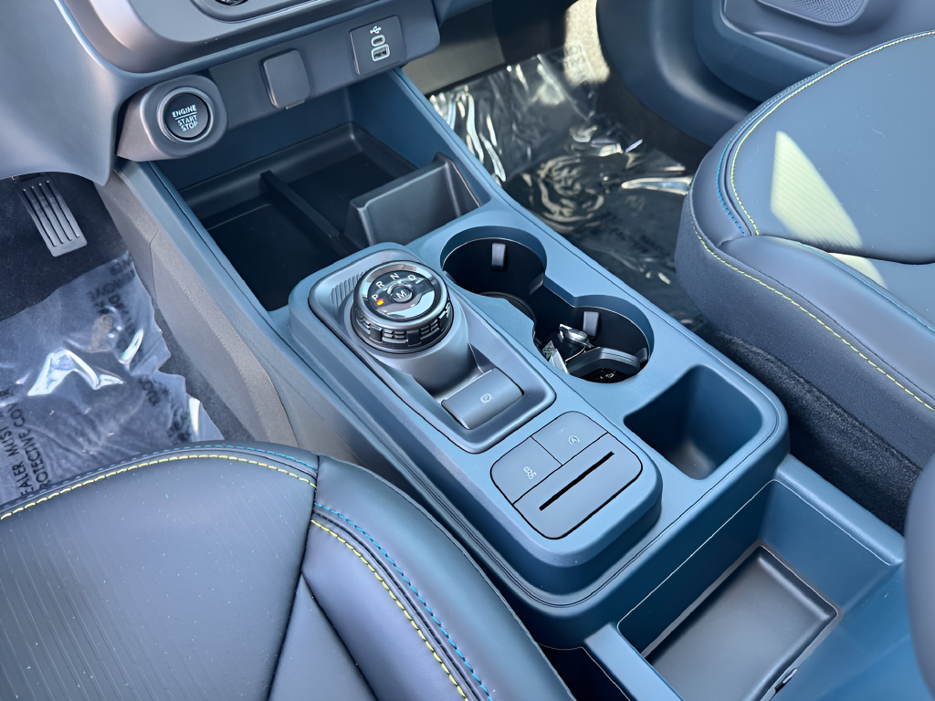 2026 Ford Maverick Lobo Standard