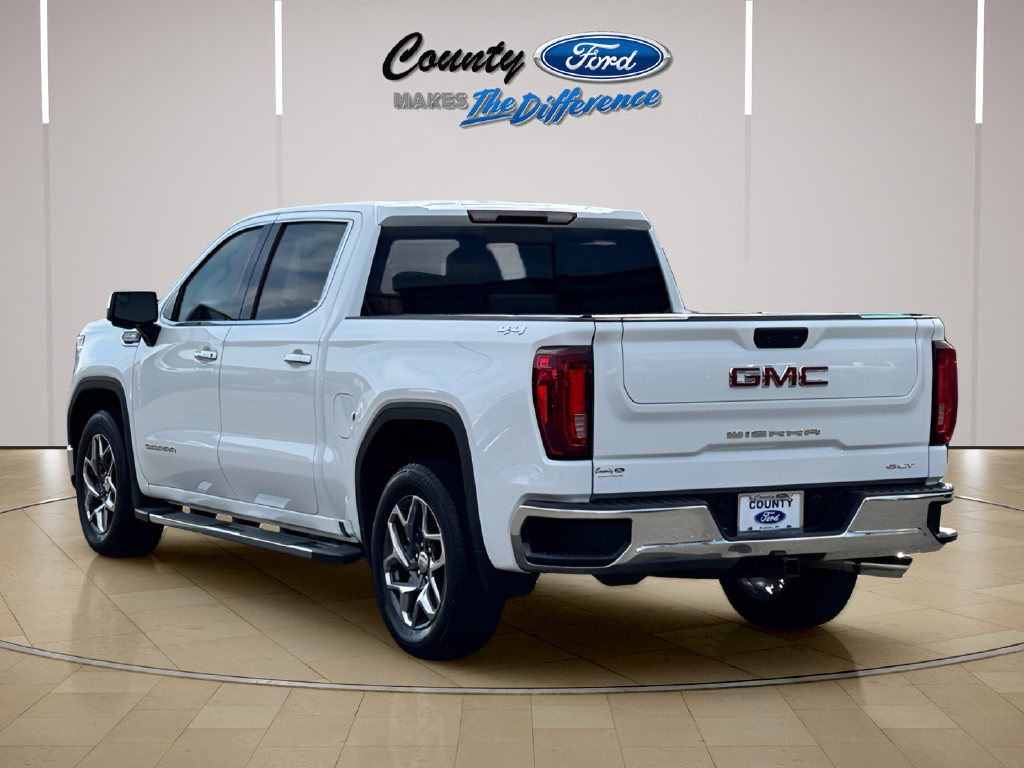 2023 GMC Sierra 1500 SLT