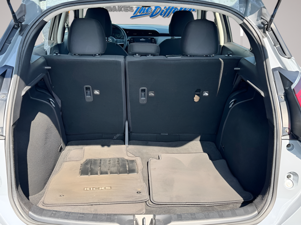 2021 Nissan Kicks SV