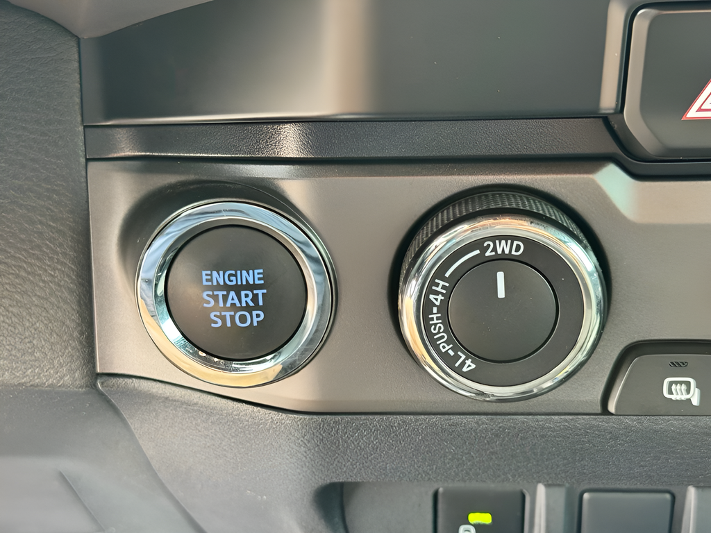 2022 Toyota Tacoma TRD Off-Road V6