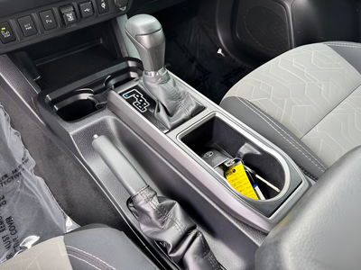 2022 Toyota Tacoma TRD Off-Road V6
