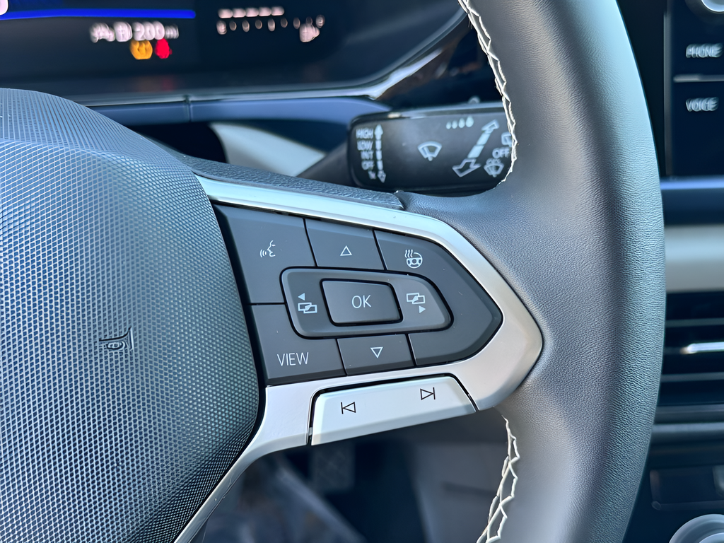 2023 Volkswagen Taos 1.5T SE