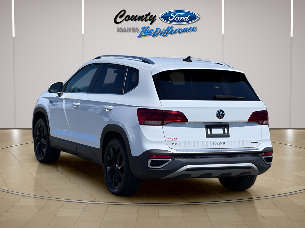 2023 Volkswagen Taos 1.5T SE