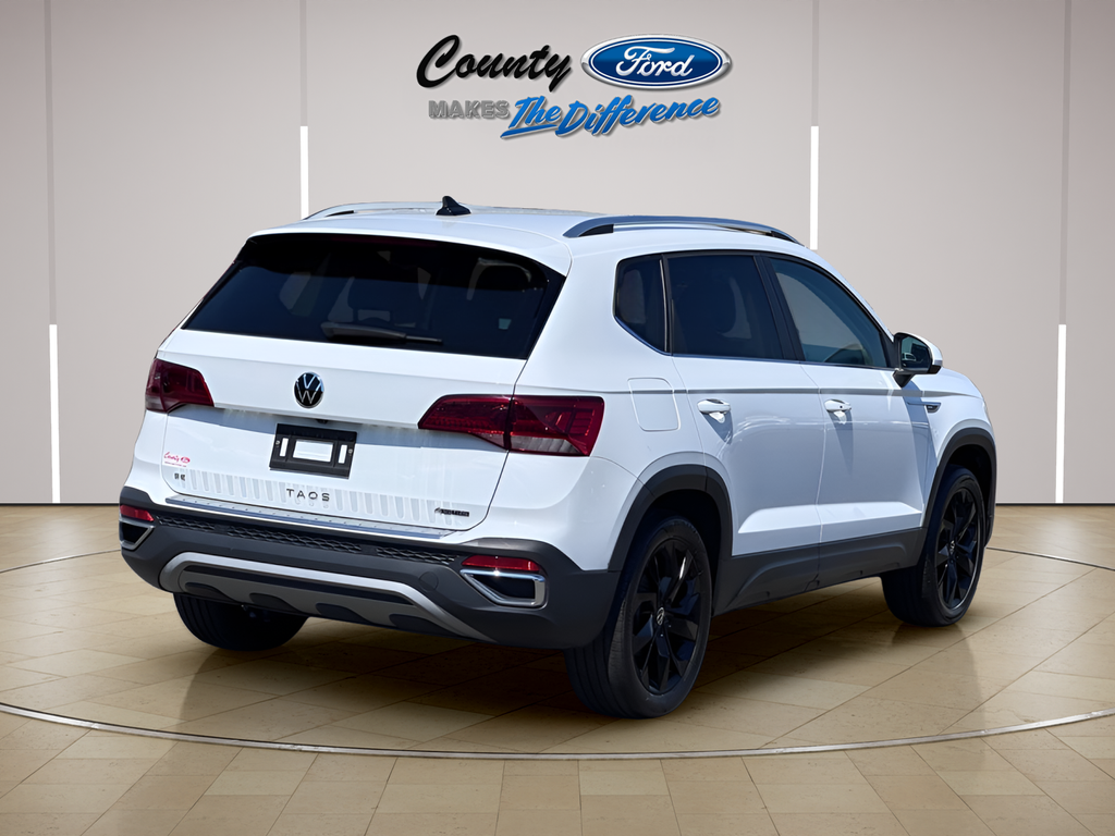 2023 Volkswagen Taos 1.5T SE