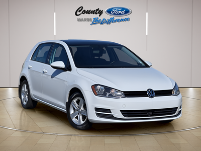 2017 Volkswagen Golf Wolfsburg