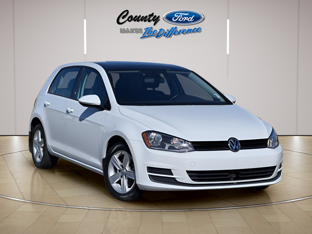 2017 Volkswagen Golf Wolfsburg