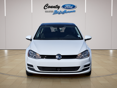 2017 Volkswagen Golf Wolfsburg