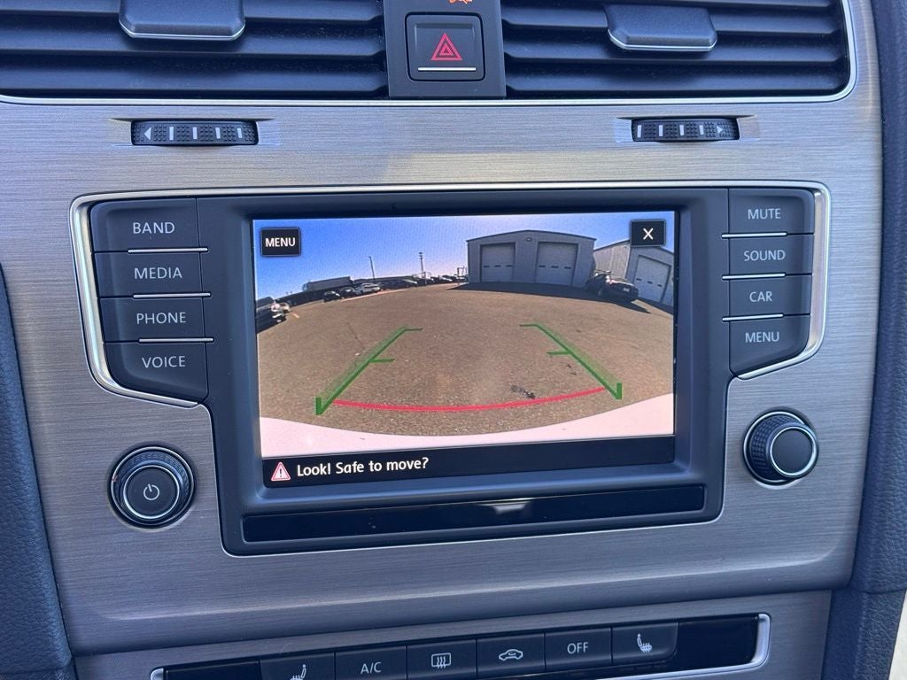 2017 Volkswagen Golf Wolfsburg