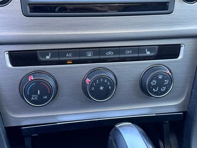 2017 Volkswagen Golf Wolfsburg