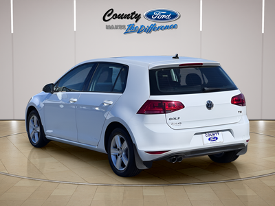 2017 Volkswagen Golf Wolfsburg