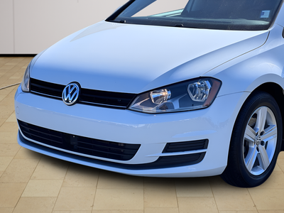 2017 Volkswagen Golf Wolfsburg