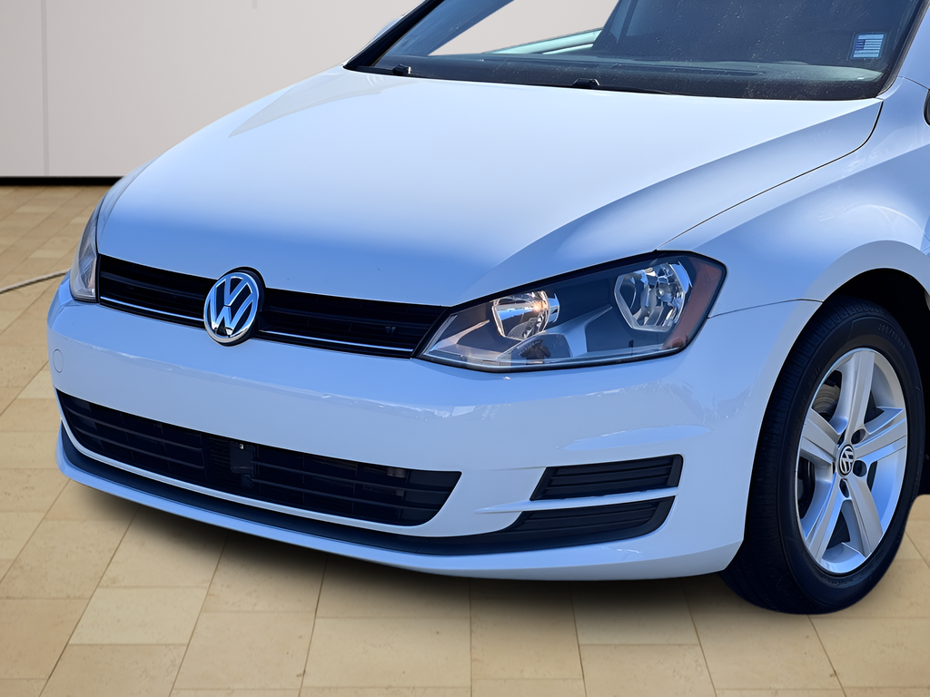 2017 Volkswagen Golf Wolfsburg