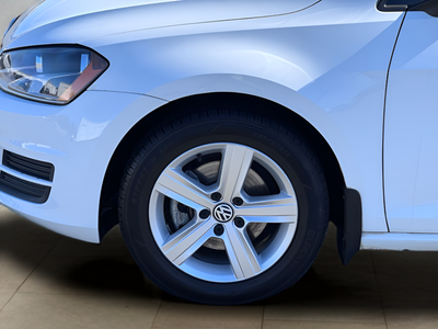 2017 Volkswagen Golf Wolfsburg