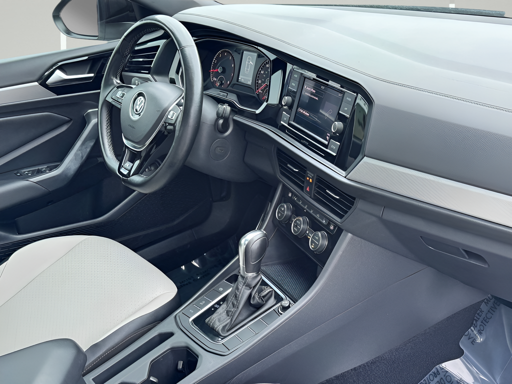 2019 Volkswagen Jetta R-Line