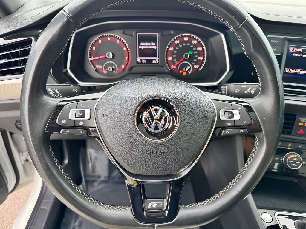 2019 Volkswagen Jetta R-Line