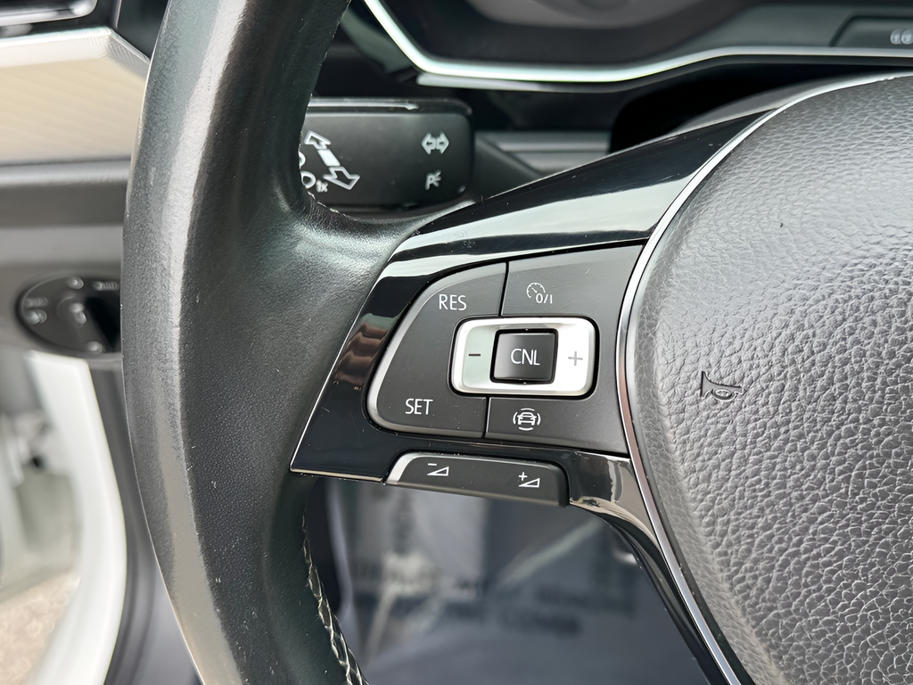 2019 Volkswagen Jetta R-Line