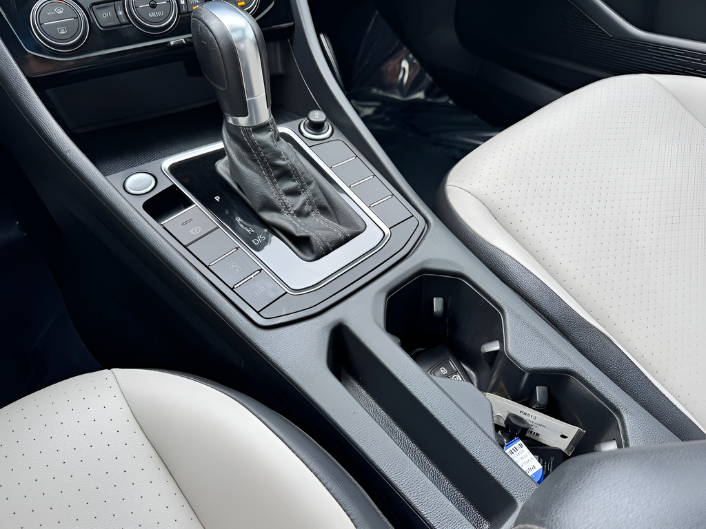 2019 Volkswagen Jetta R-Line