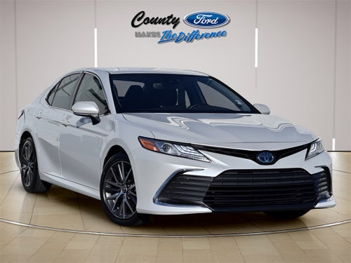 2023 Toyota Camry Hybrid XLE