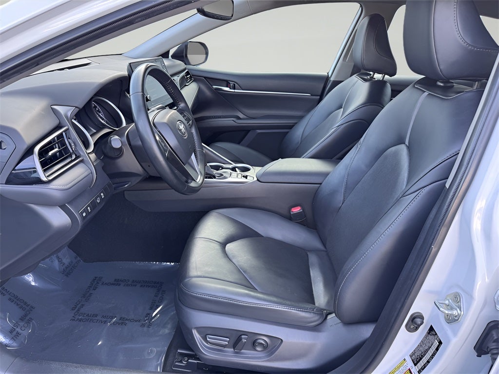 2023 Toyota Camry Hybrid XLE