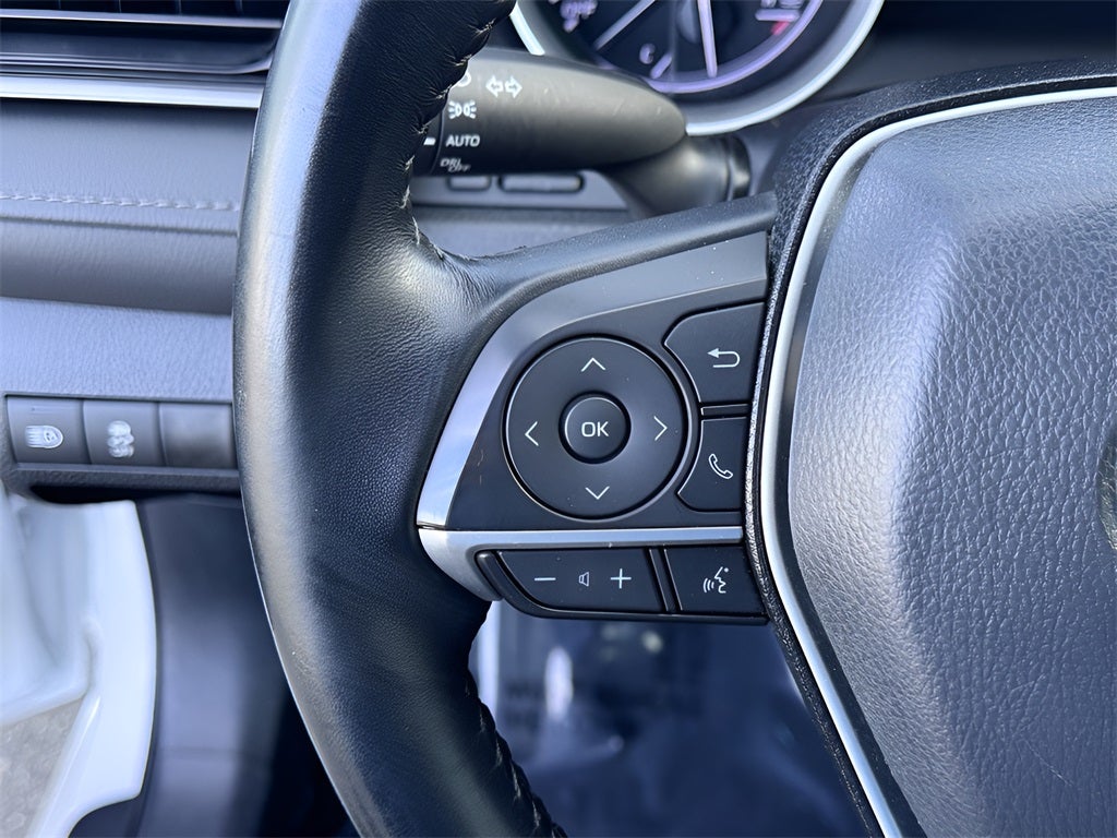 2023 Toyota Camry Hybrid XLE