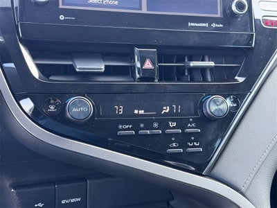 2023 Toyota Camry Hybrid XLE