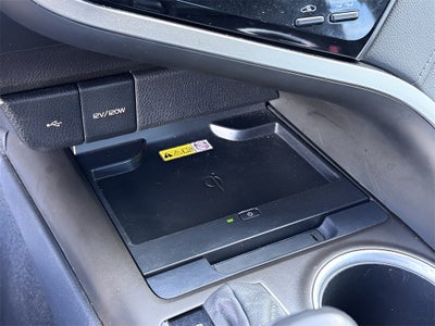 2023 Toyota Camry Hybrid XLE