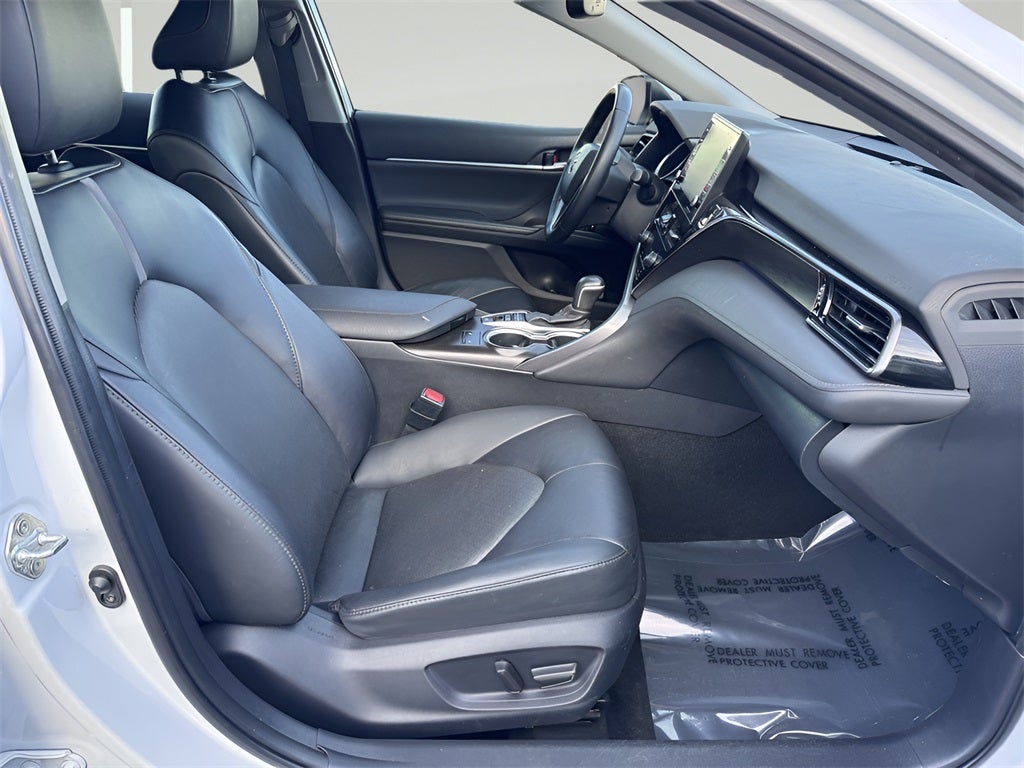 2023 Toyota Camry Hybrid XLE