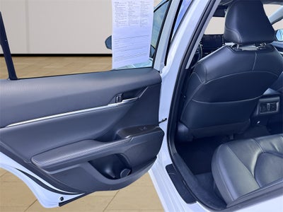 2023 Toyota Camry Hybrid XLE