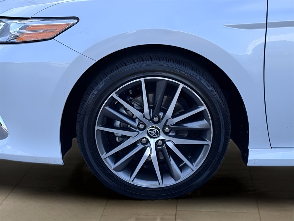 2023 Toyota Camry Hybrid XLE