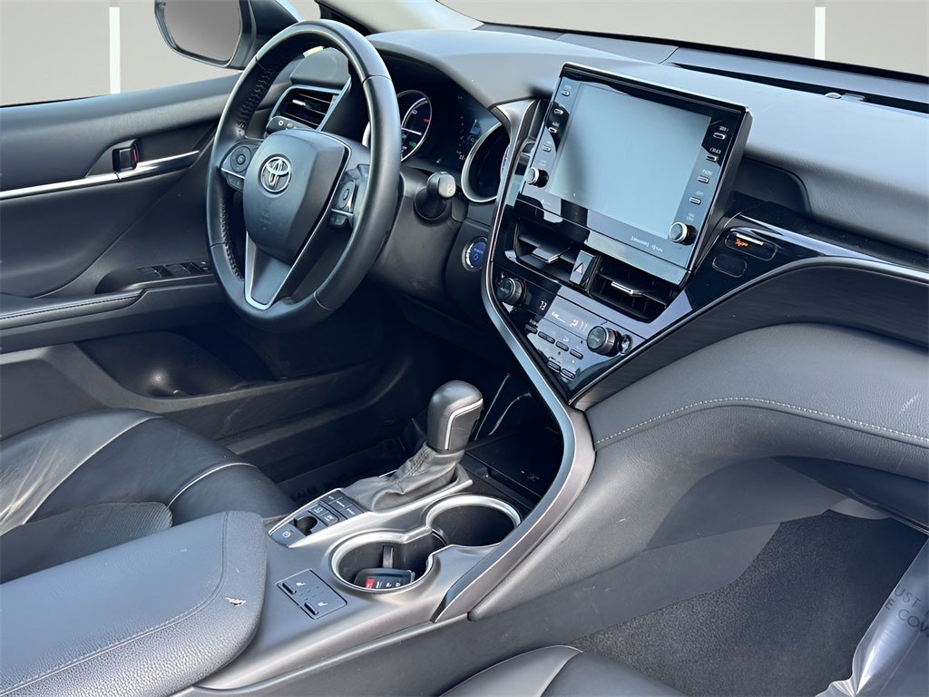 2023 Toyota Camry Hybrid XLE
