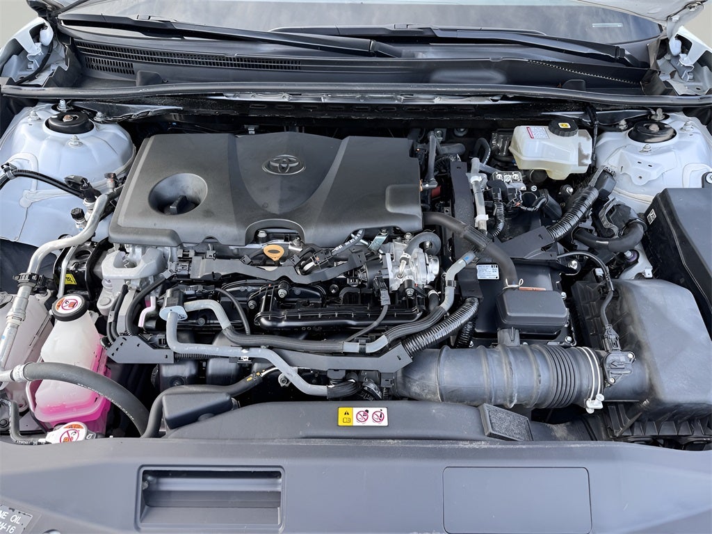 2023 Toyota Camry Hybrid XLE