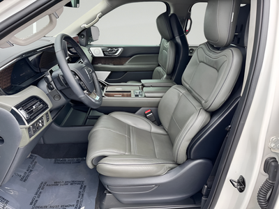2022 Lincoln Navigator Black Label
