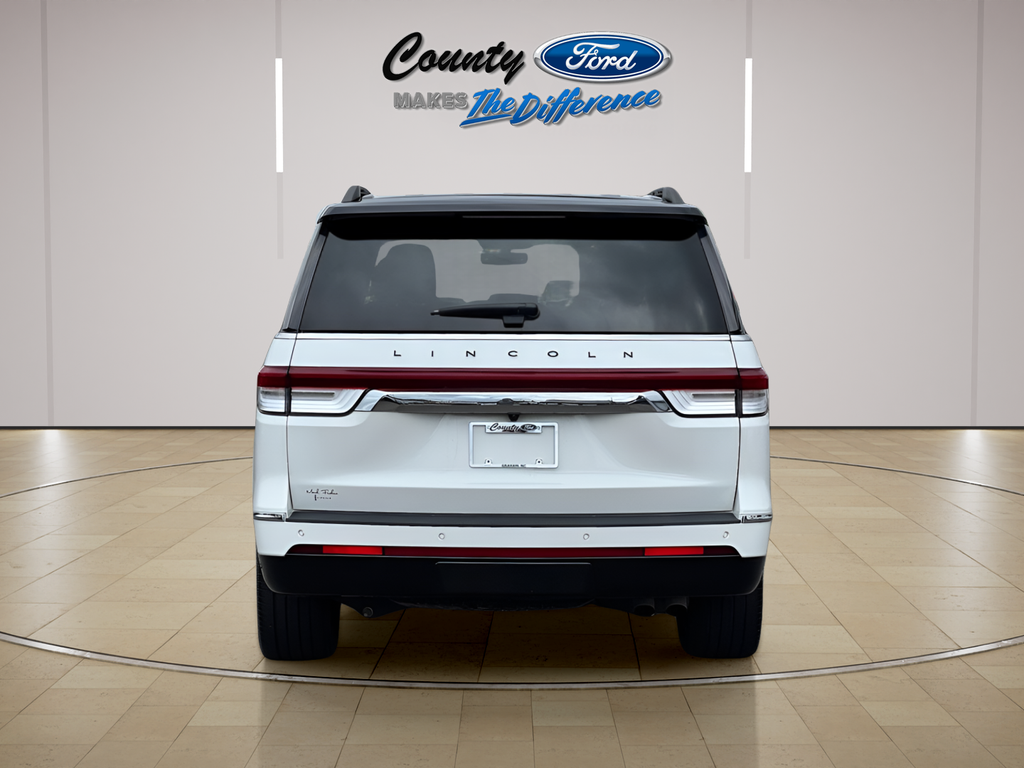 2022 Lincoln Navigator Black Label