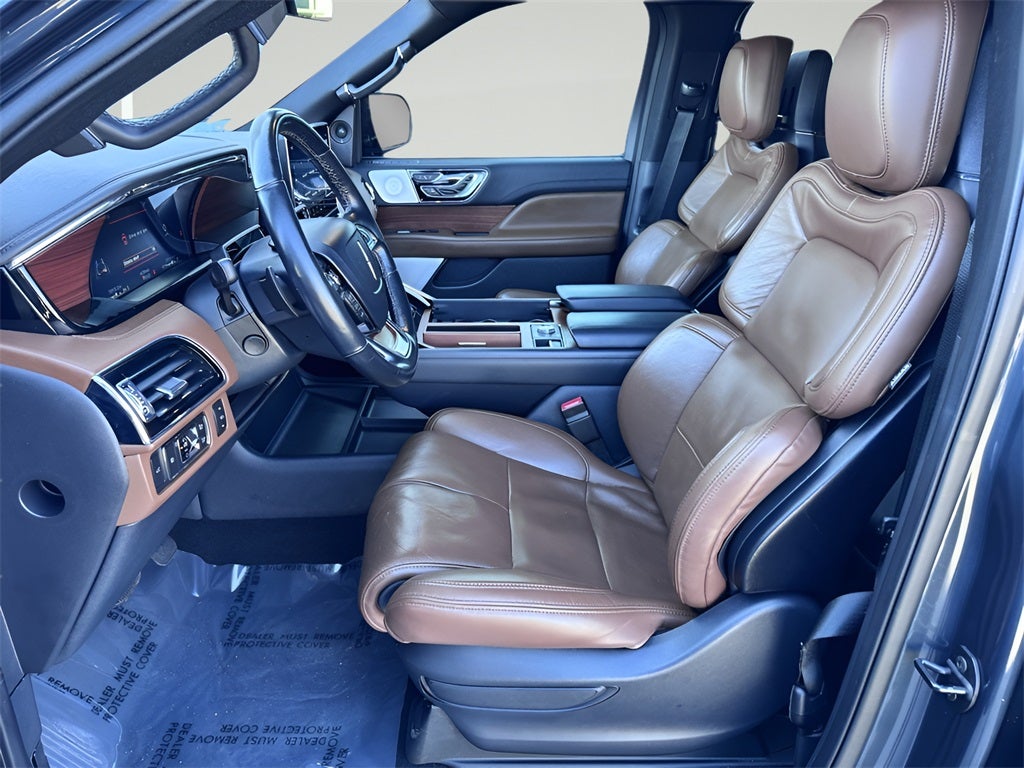 2022 Lincoln Navigator L Reserve