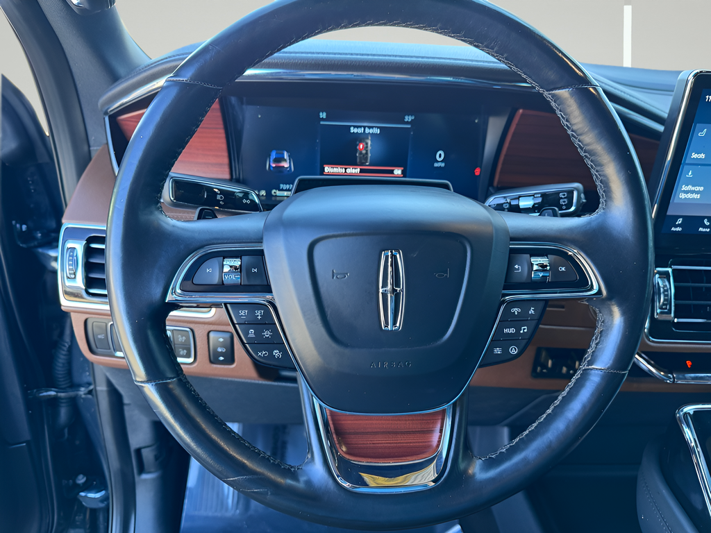 2022 Lincoln Navigator L Reserve