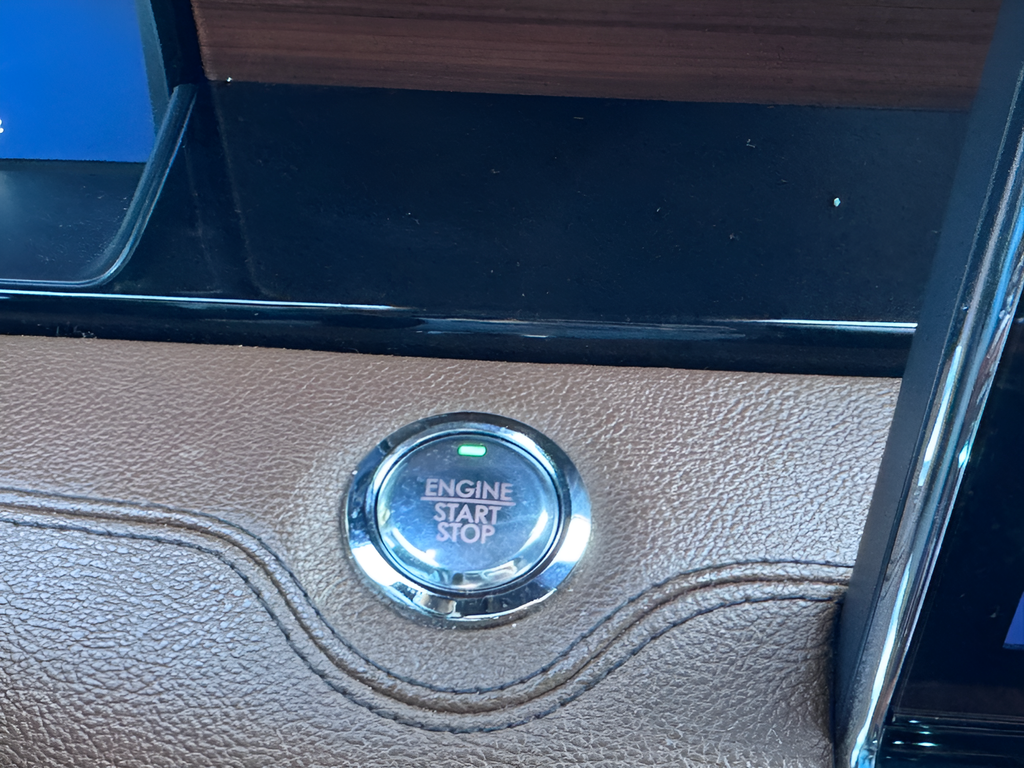 2022 Lincoln Navigator L Reserve