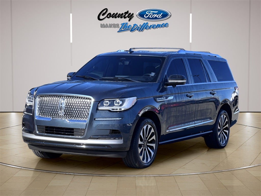 2022 Lincoln Navigator L Reserve