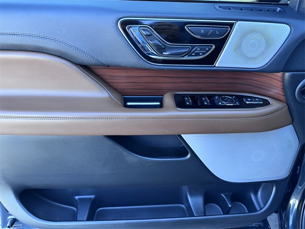 2022 Lincoln Navigator L Reserve