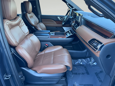 2022 Lincoln Navigator L Reserve