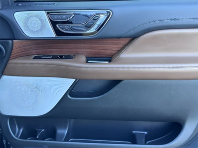 2022 Lincoln Navigator L Reserve