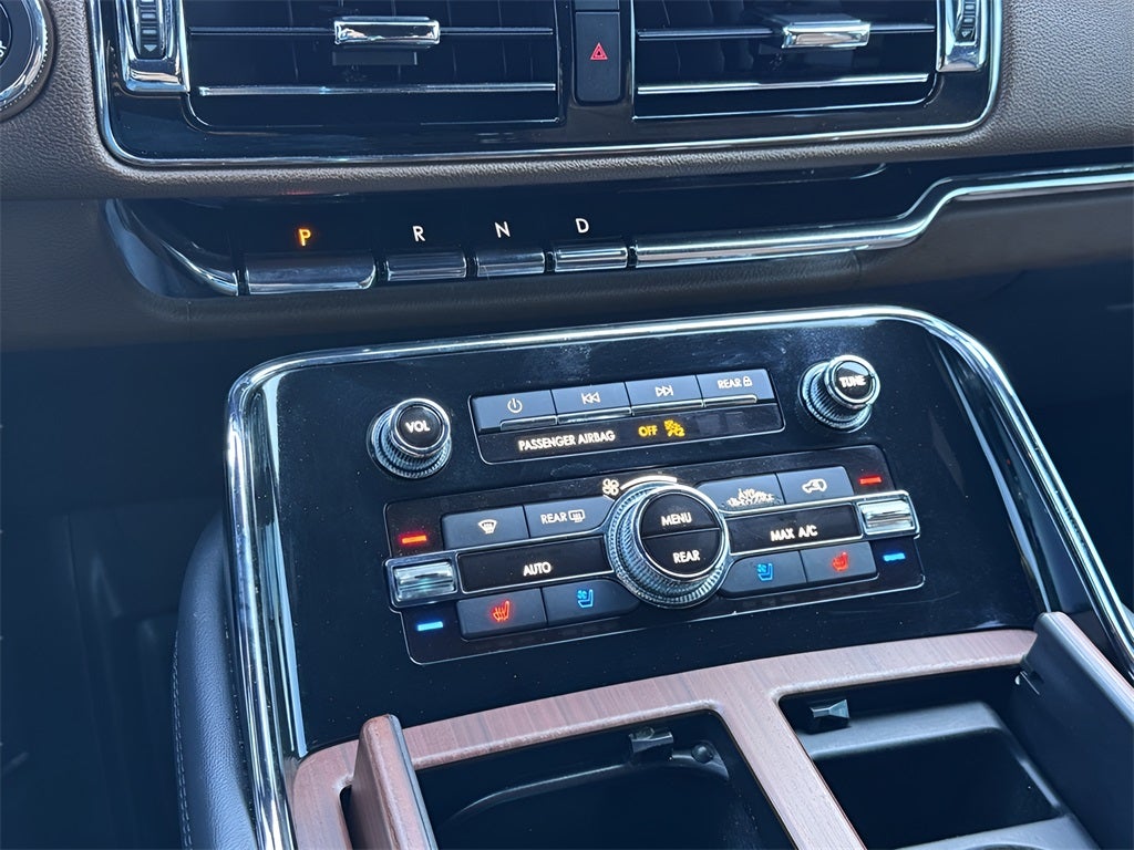 2022 Lincoln Navigator L Reserve