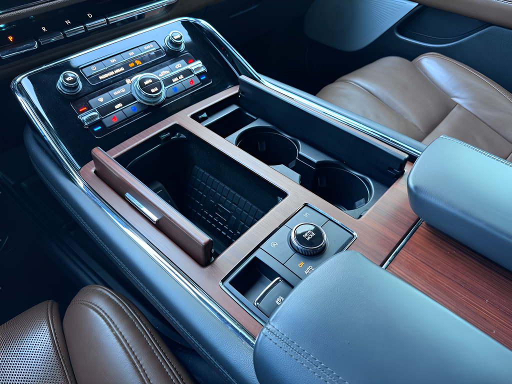 2022 Lincoln Navigator L Reserve