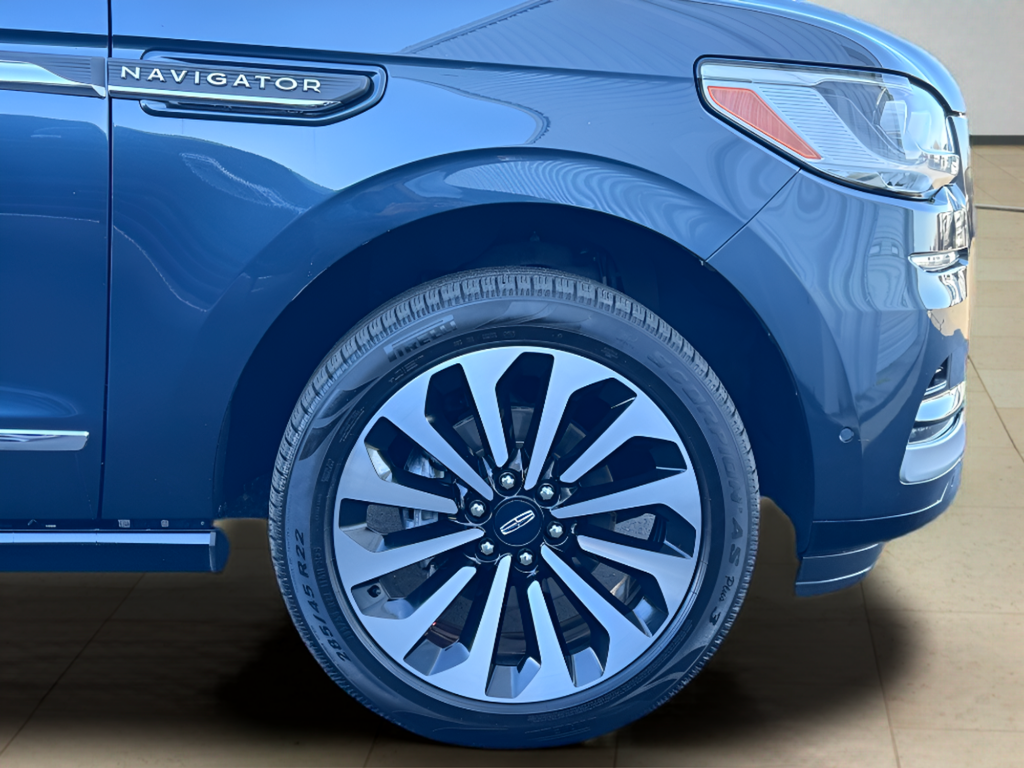 2022 Lincoln Navigator L Reserve