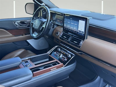 2022 Lincoln Navigator L Reserve