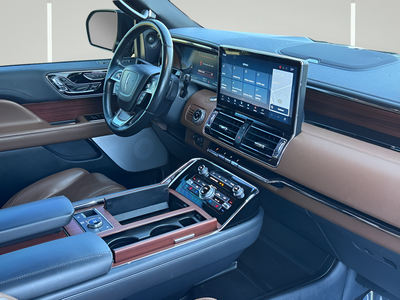 2022 Lincoln Navigator L Reserve