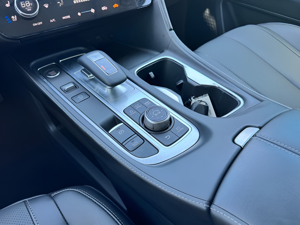 2024 INFINITI QX60 LUXE