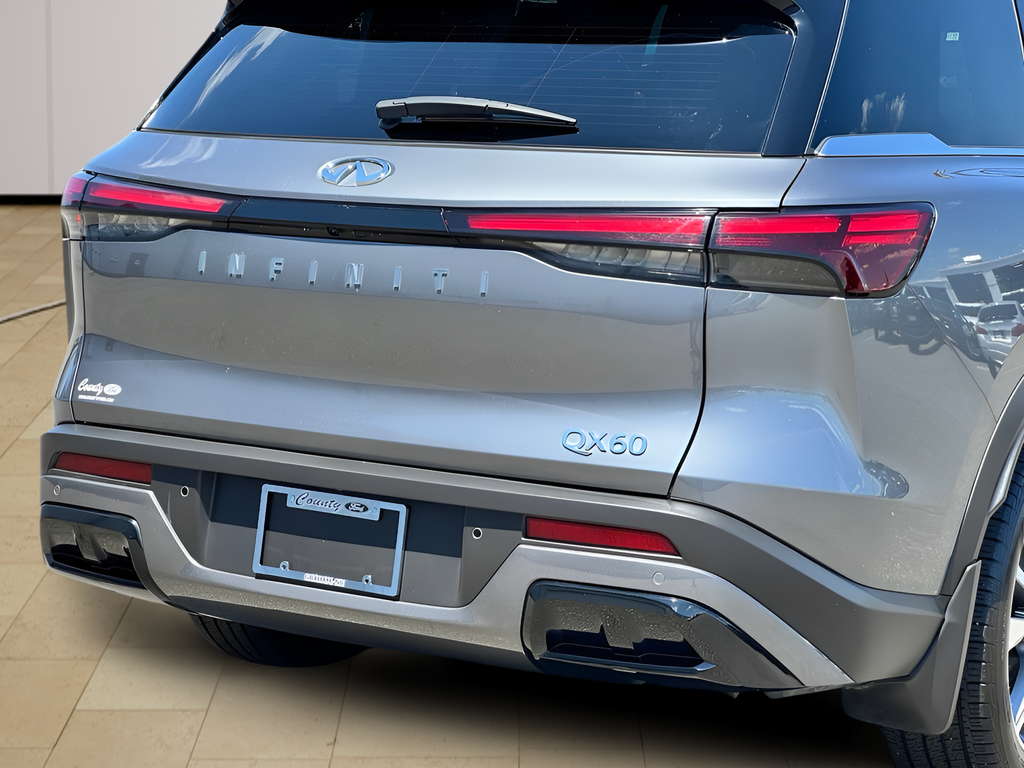 2024 INFINITI QX60 LUXE